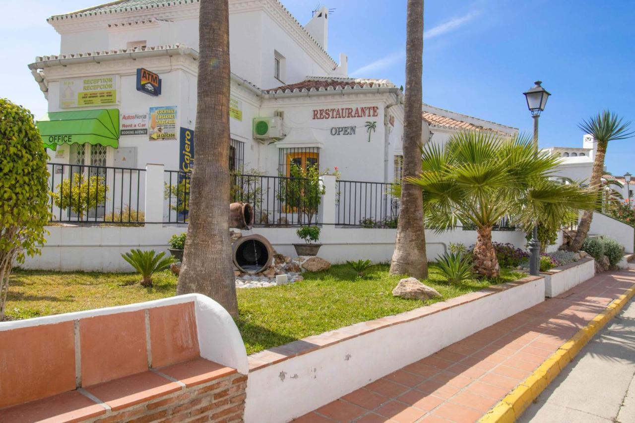 Apt Chimenea With Ocean View, A/c, & Fiber Apartment Nerja